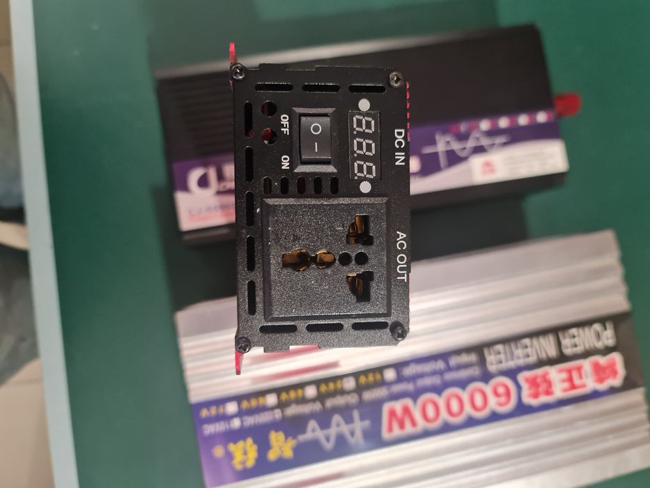 інвертор потужності чистої синусоїди