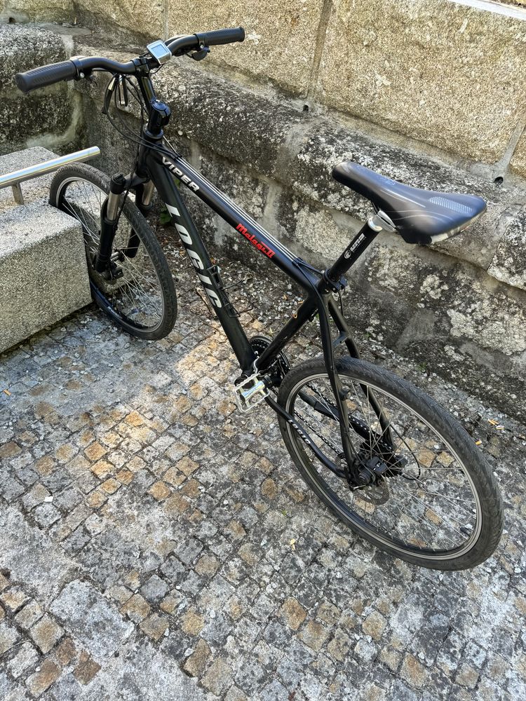 Bicicleta BTT como nova