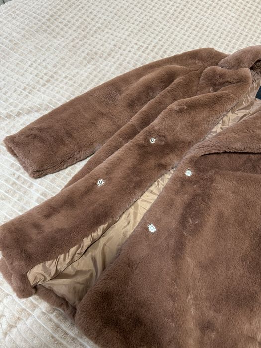 Жіноча шубка