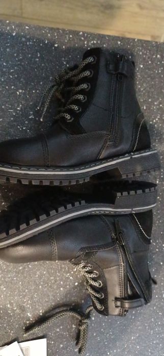 Sprzedam nowe buty dla chlopca