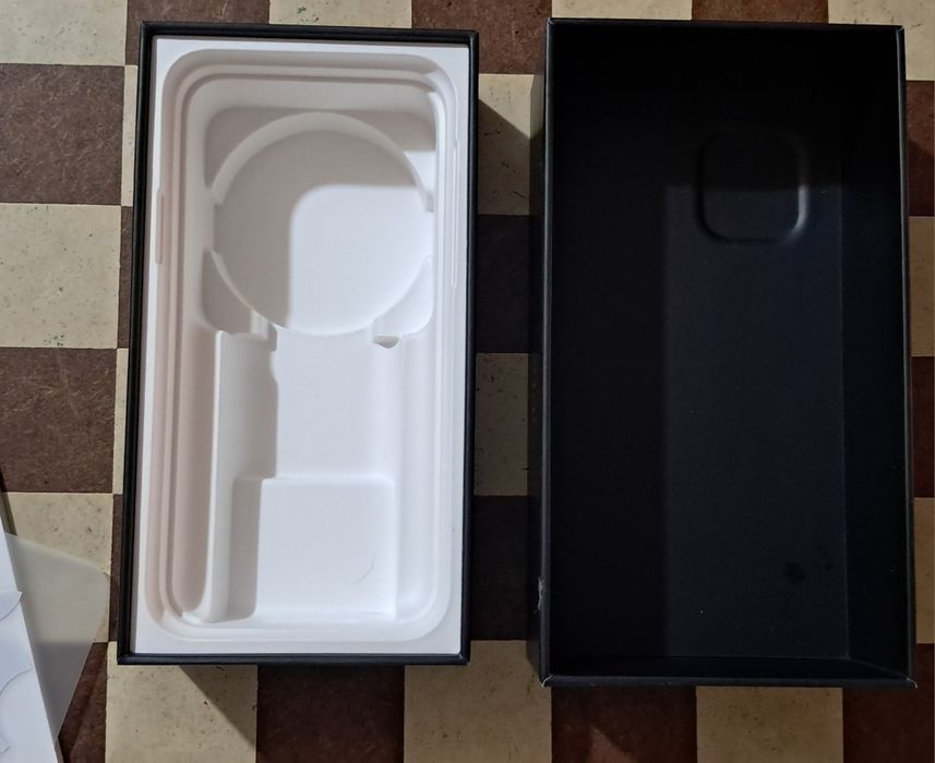 Caixa VAZIA Iphone 11 64GB