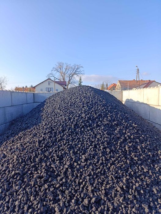Koks opałowy – mocny, kaloryczny opał z dostawą do Ząbkowic Śląskich