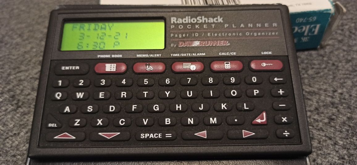 RadioShack EC-288 electronic Organizer. Vintage REZerwacja