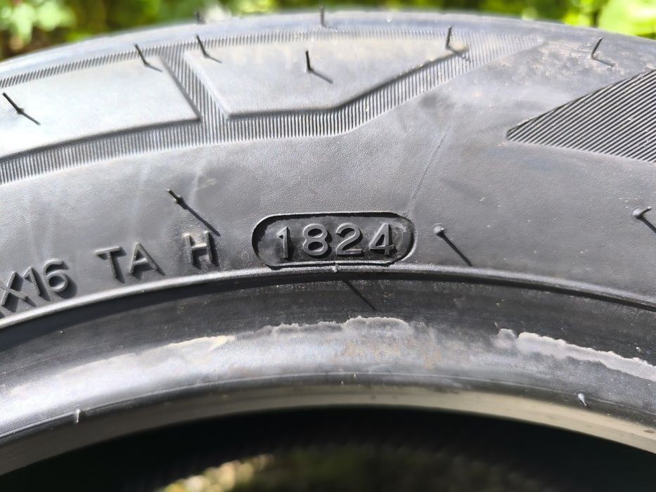 Pneu Hankook Vantra LT NOVO! 195/60/r16. Sem uso