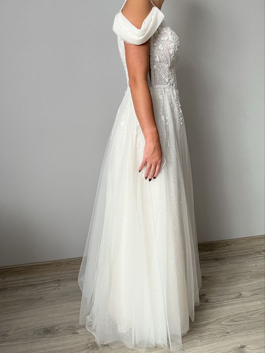 Suknia ślubna Divina Bridal – model Azuryt