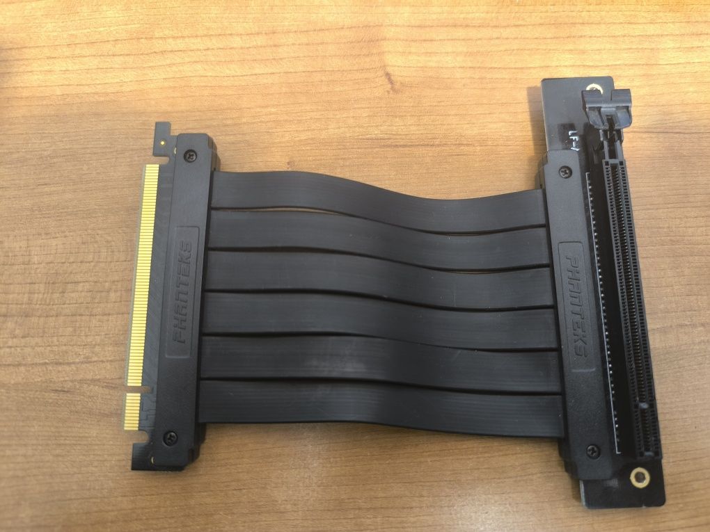 Riser Phanteks PCI-E 4.0 x16, 90º - 160mm (16c
