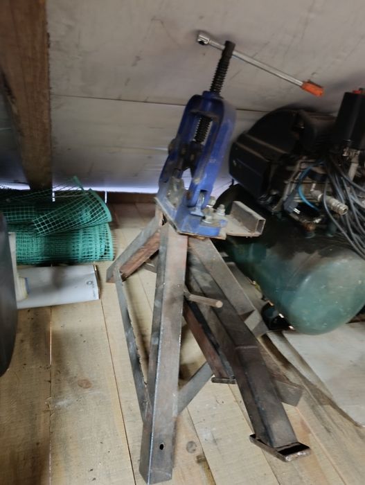 Imadło do gwintowania