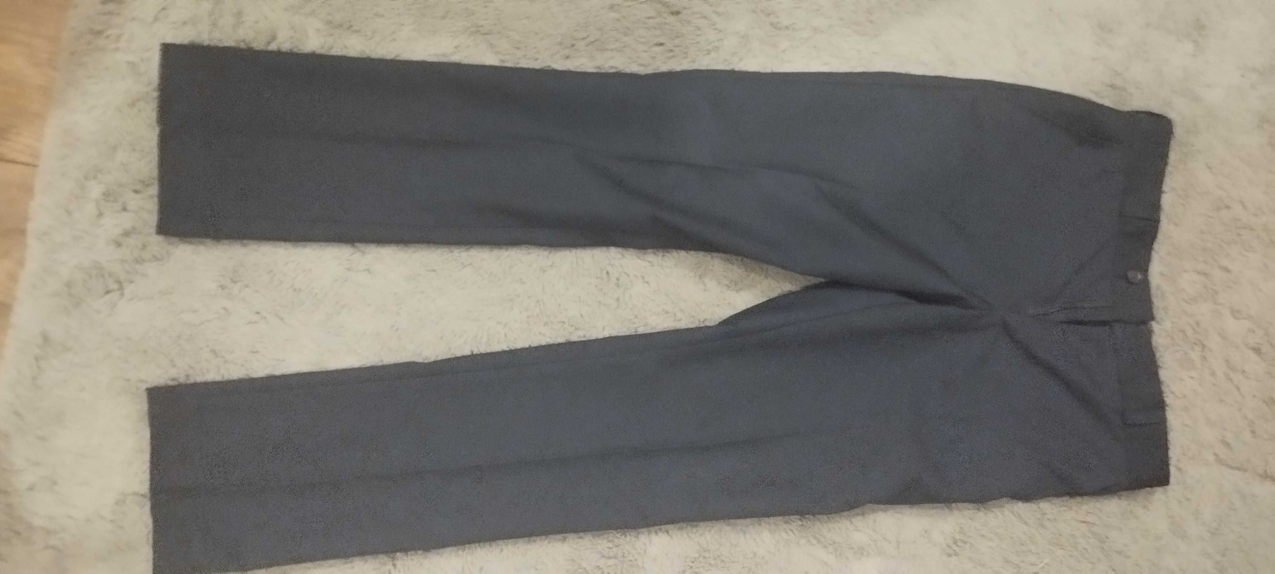 Jankes Moda Garnitur Granatowy 158 cm