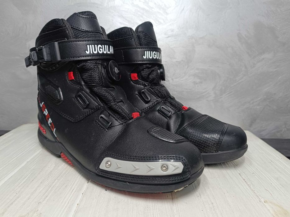 - мотоботи Jspeed