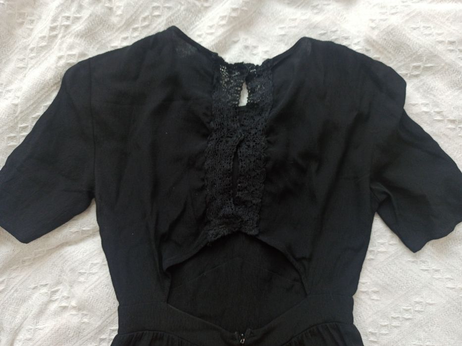 ASOS czarny elegancki kostium kombinezon odkryte plecy XS