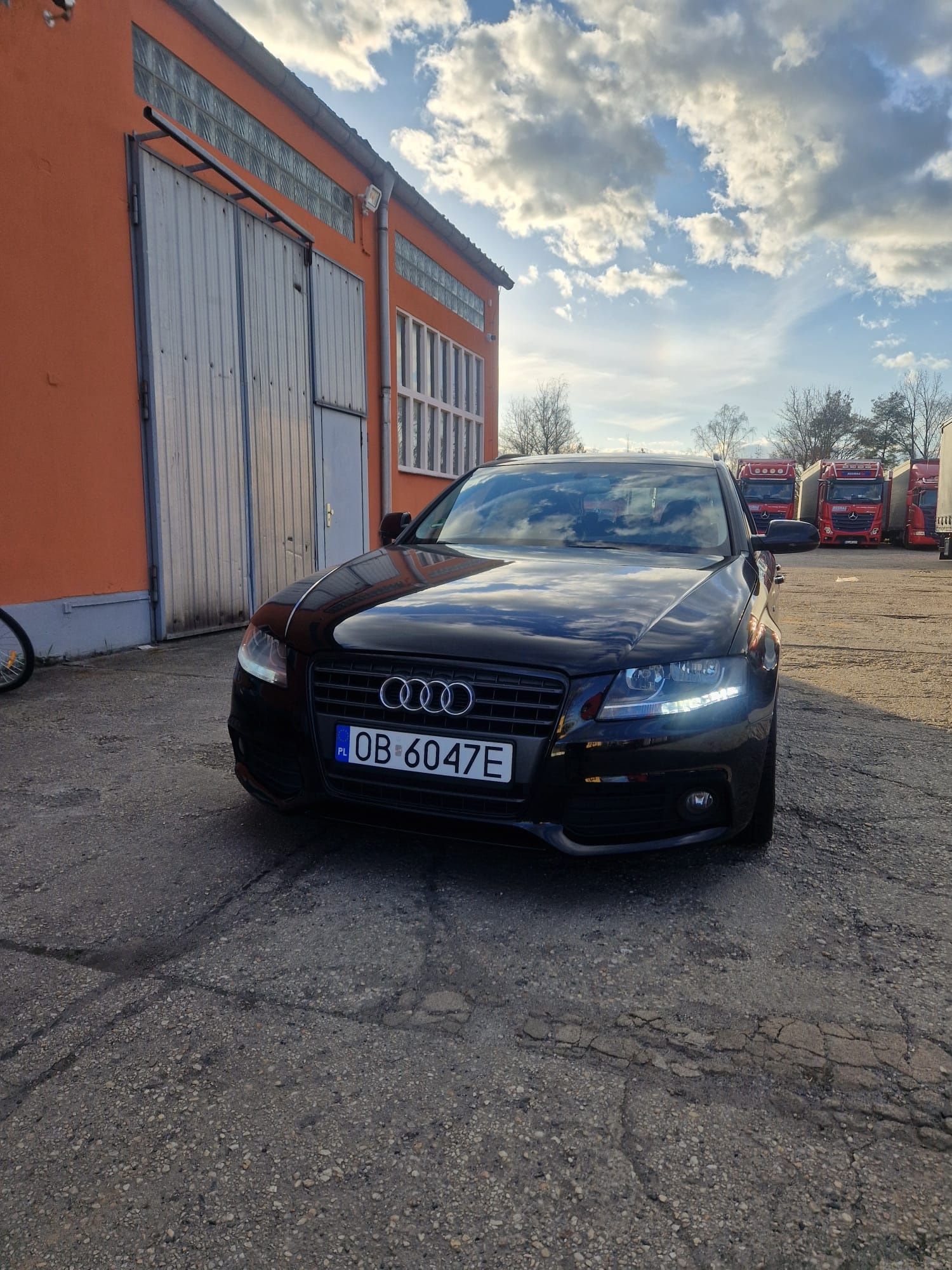 Audi A4B8 2.0 /170