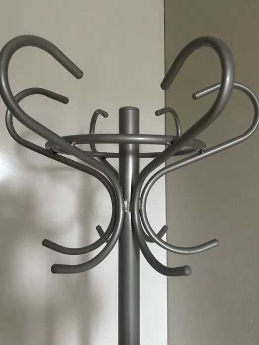 Вішалка підлогова кована