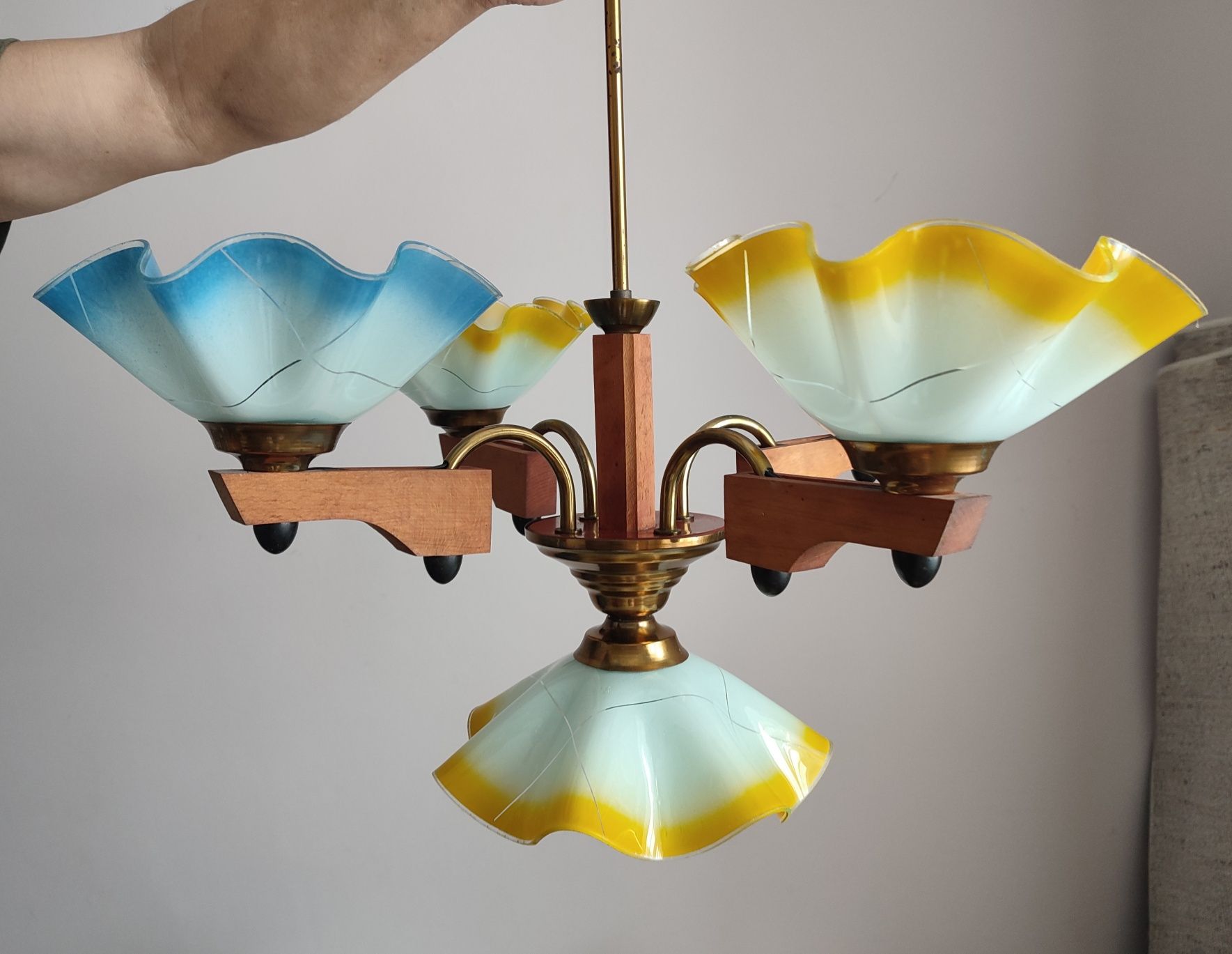 Żyrandol PRL kolorowe szkło kwiaty lampa retro