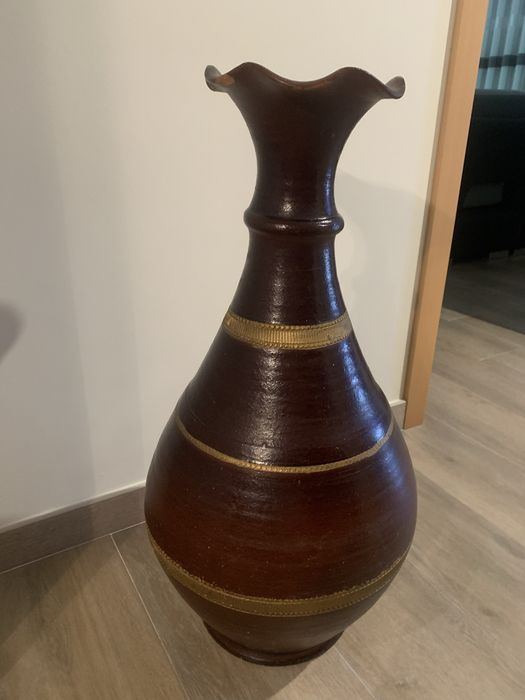 jarro em loiça antigo