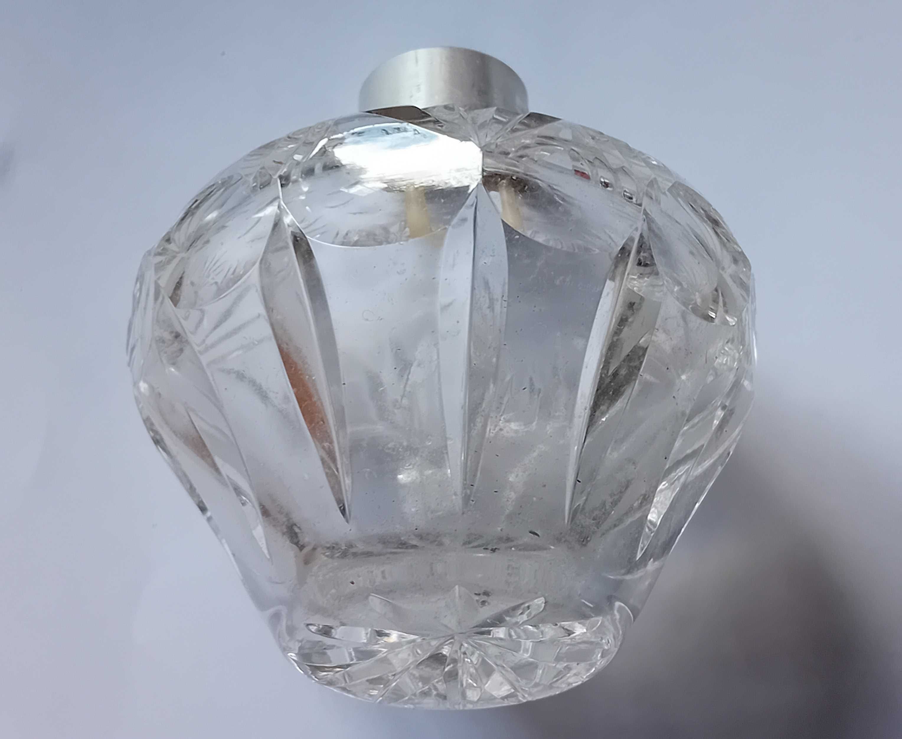 Kryształowy szlifowany flakon na perfumy, połowa XX w.