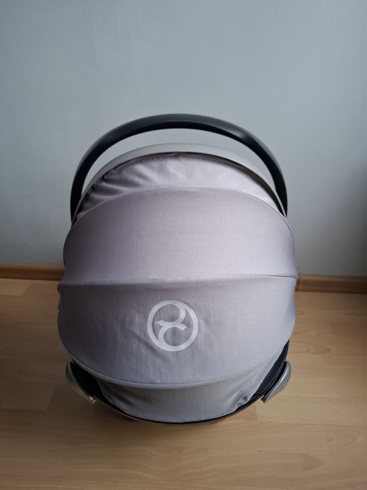 Cybex Aton Q, łupina, seria Platinum