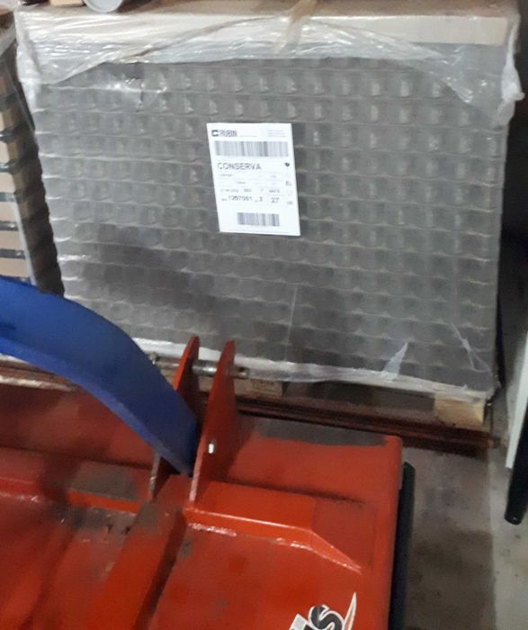 Frascos vidro compota novos c/tampa.
Modelo moderno Bonta Bruni. 130ml