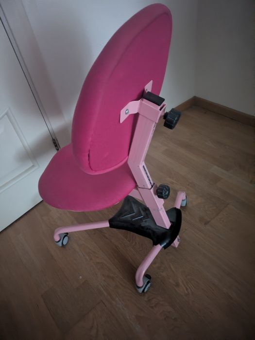 продам стул ортопедический детский в хорошем состоянии