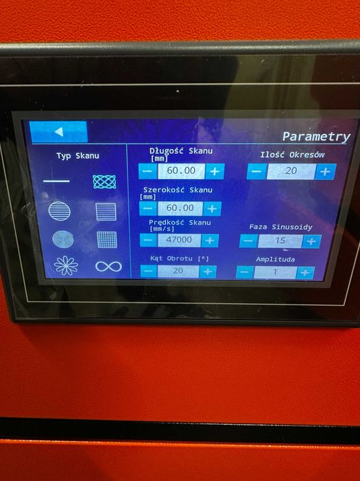 Pulsacyjny laser czyszczący LNT 300W 15mJ top hat JPT Mopa cena brutto