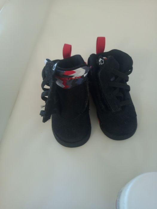 Vendo dois pares de tênis ótimo estado