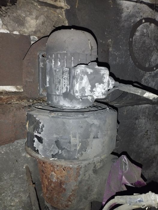 Витяжка  улітка .