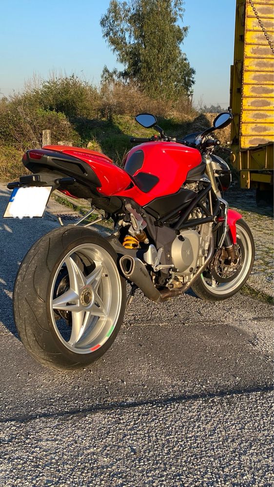 MV Agusta Brutale