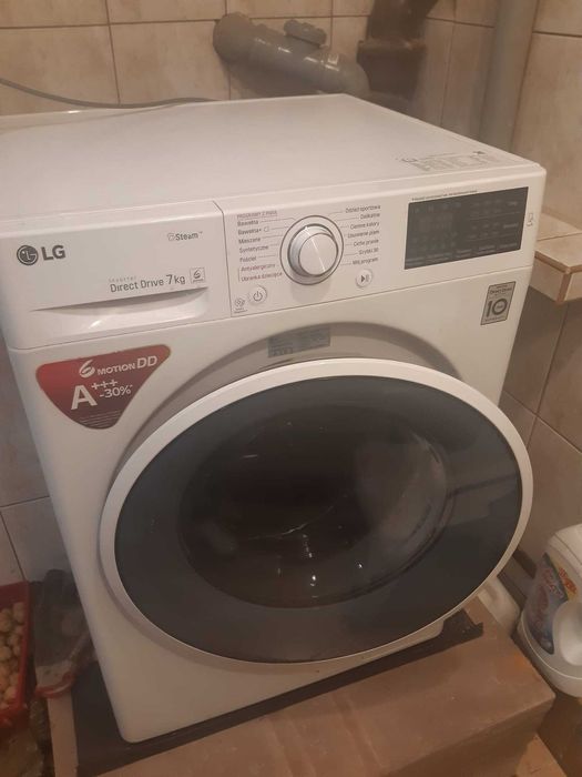 Pralka LG 3-letnia stan idealny