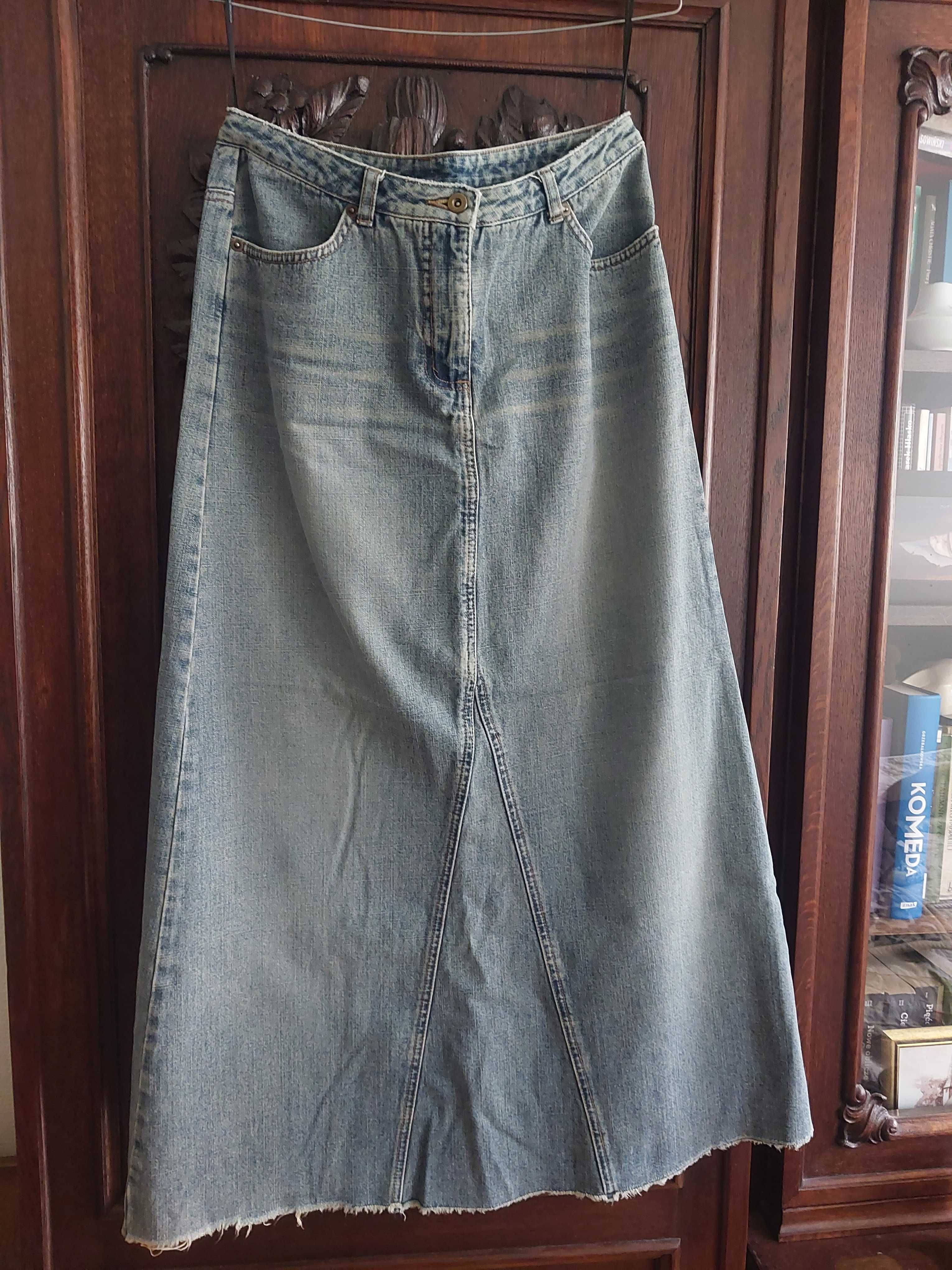 Długa spódnica jeansowa