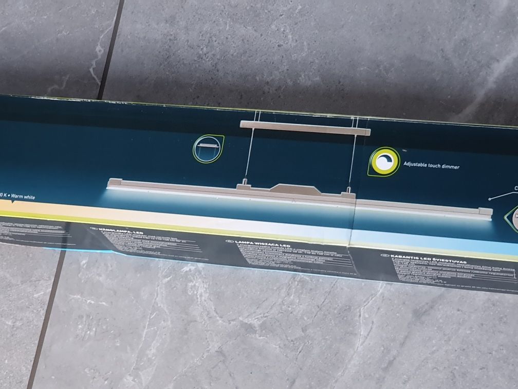 Lampa LED do salonu nad stół pokoju