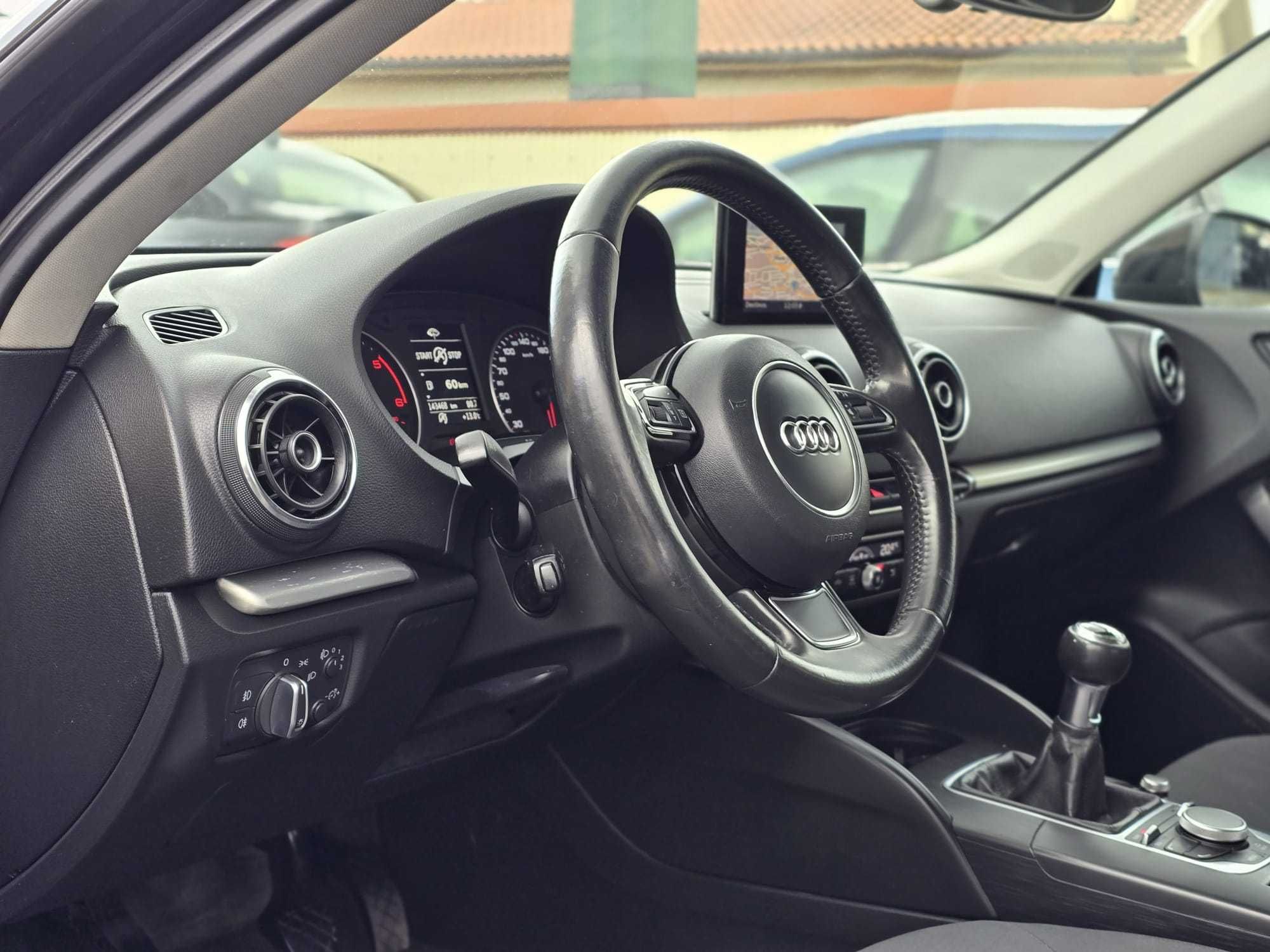 AUDI A3 SPORTBACK S LINE 1.6TDI 110CV "LOOK RS3"