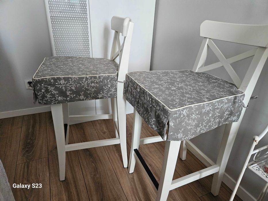 Stolik i 2 krzesla