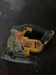Wyrzynarka DeWalt DCS331