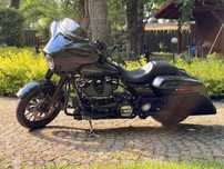 Harley-Davidson Touring Street Glide Harley Davidson Street Glide Special Edition 114 Boom! Box GTS