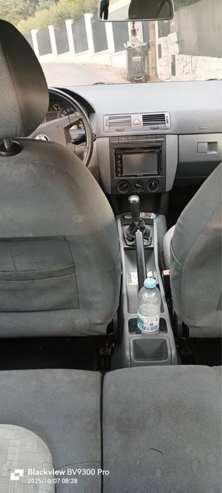 Skoda fabia………..