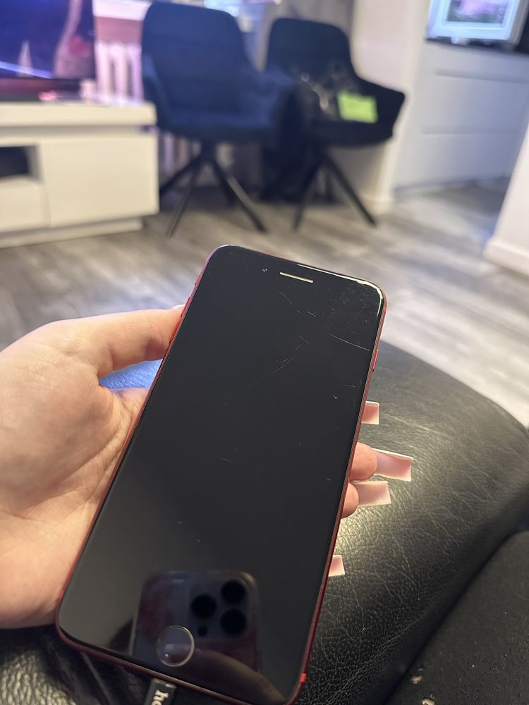 iphone 8 plus 64gb czerwony