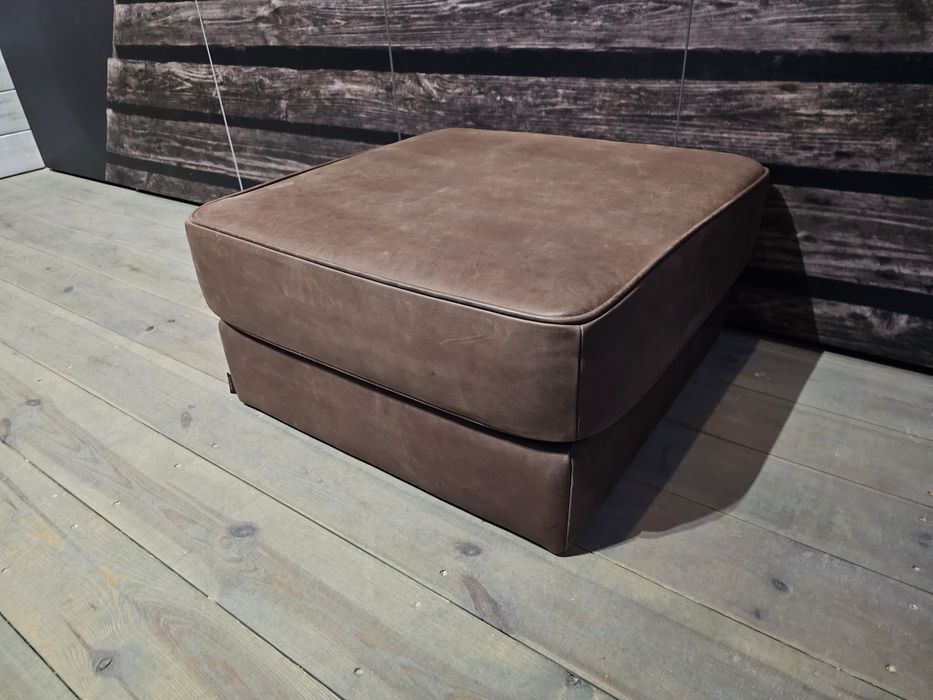Pufa skórzany brąz
