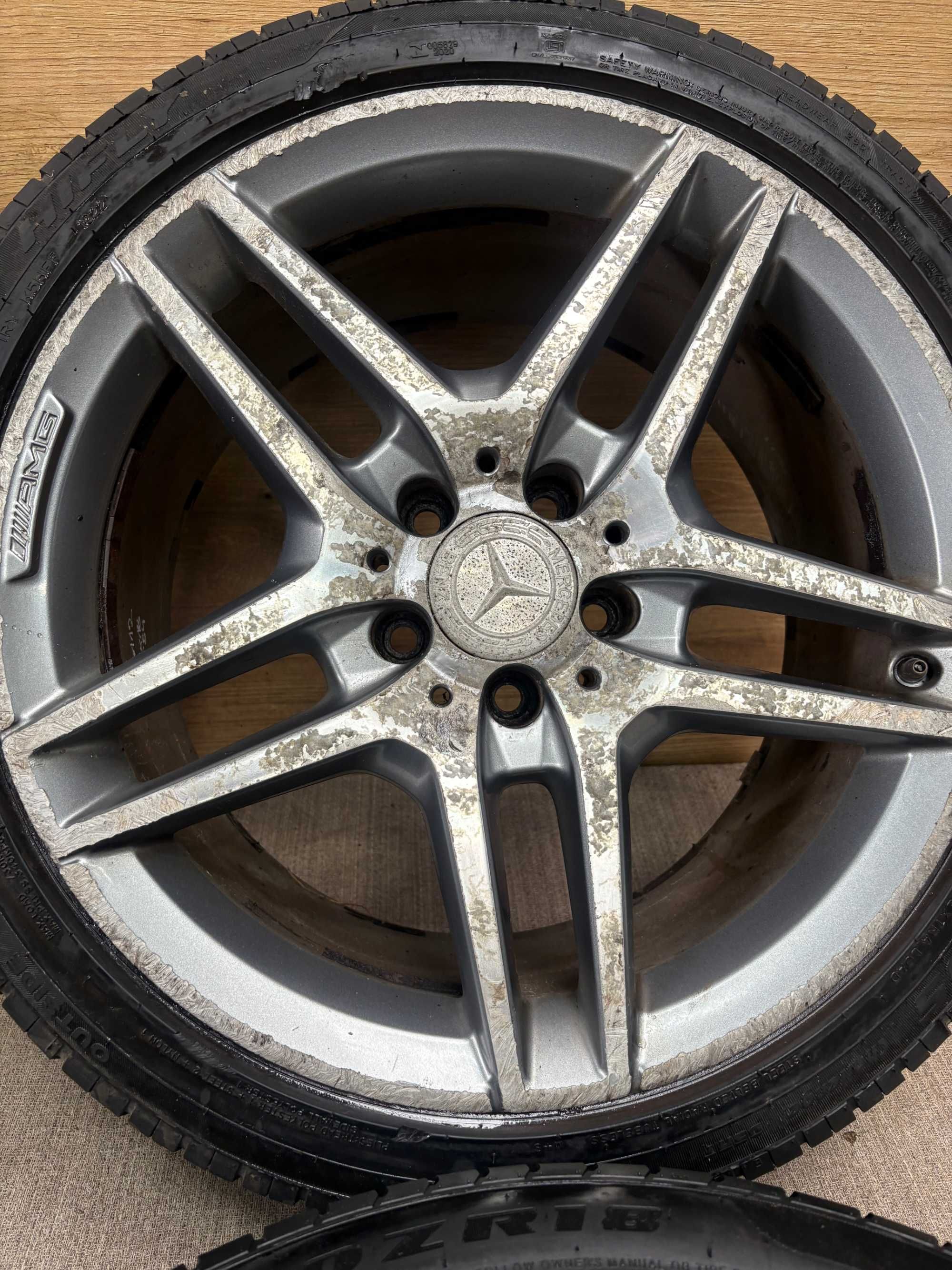 felgi mercedes w212 5x112 2x 8,5jx18 et 48 , 2x 9jx18 et 54