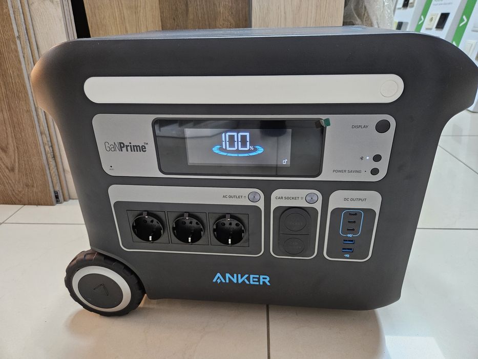Anker 767 зарядна станція.