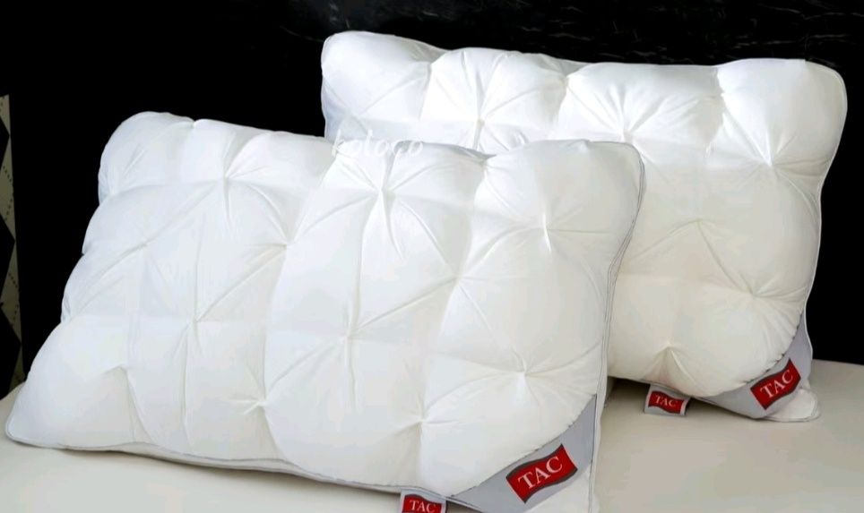 Подушка ТАС. розмір 50-70. З чохлом для зберігання. Супер комфорт.