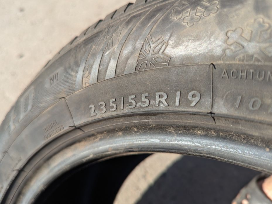 235/55R19 Dunlop Sport 4D