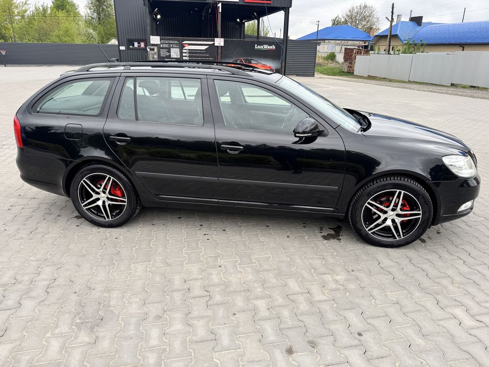 Свіжопригнанна OCTAVIA A5 у ідеальному стані!!!