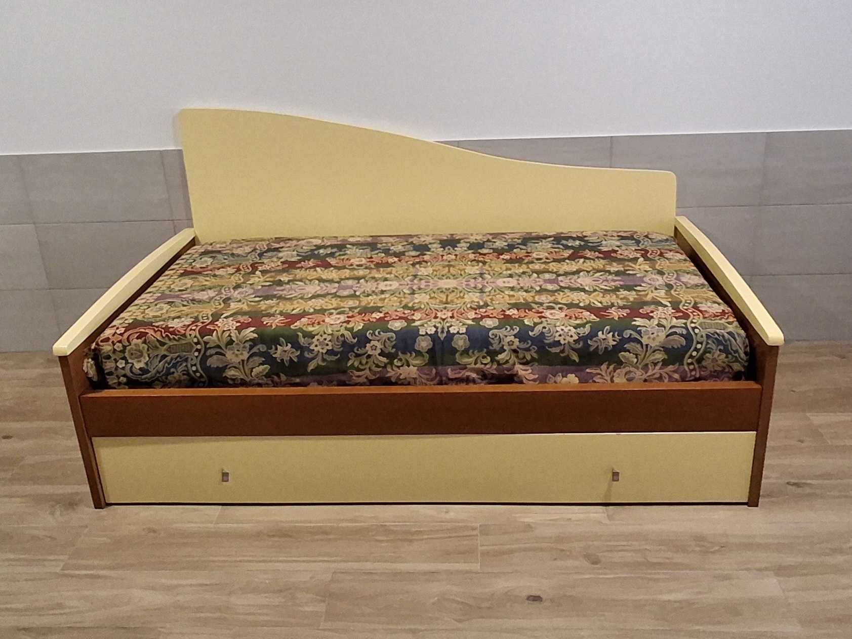 Sofá cama com gavetão