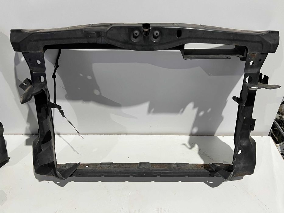 телевізор skoda a5 телевизор шкода а5 установчочна панель шкода а5