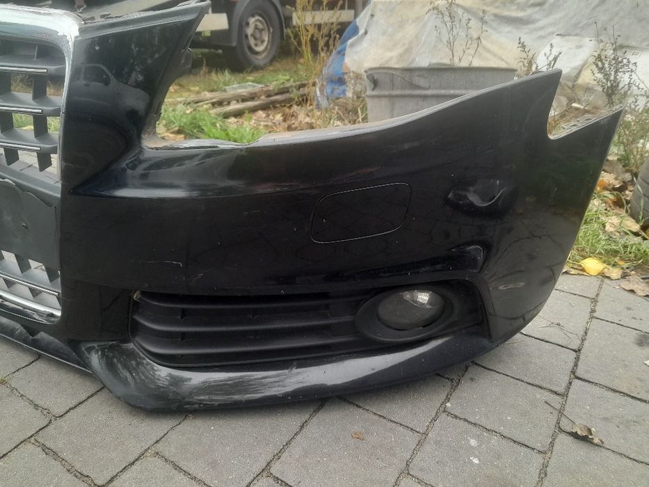 Zderzak przedni Audi a4 b8 kod lakieru LY9B