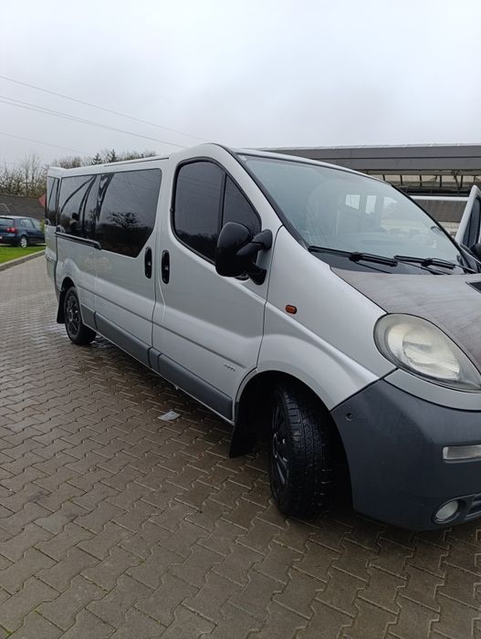 Опель віваро 1.9