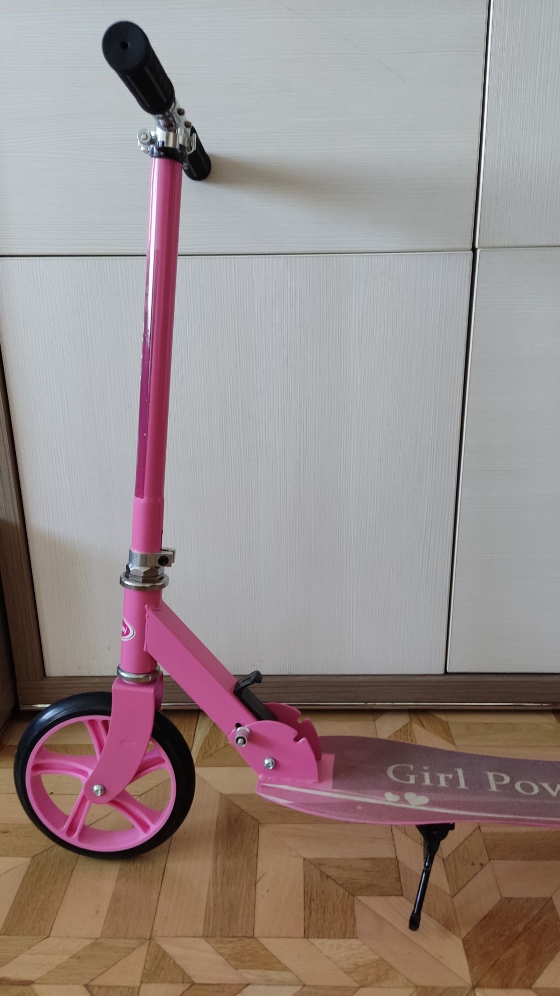 Продам самокат Scooter складной Rose