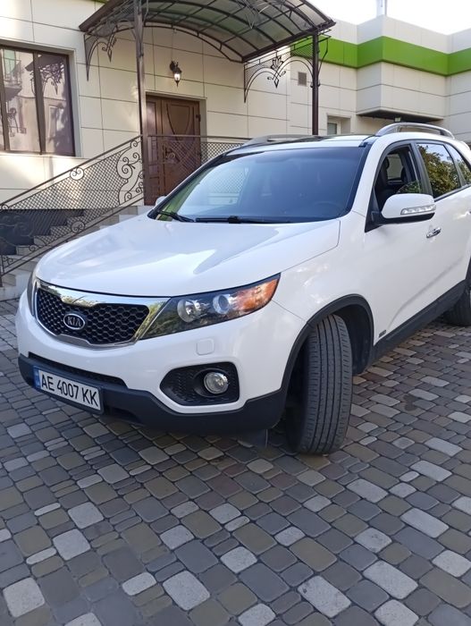 Продам Kia Sorrento 2011г.