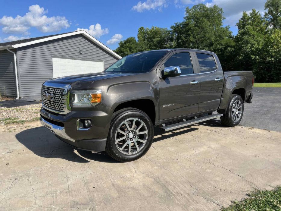 GMC Canyon AT4 Crew Cab      2021