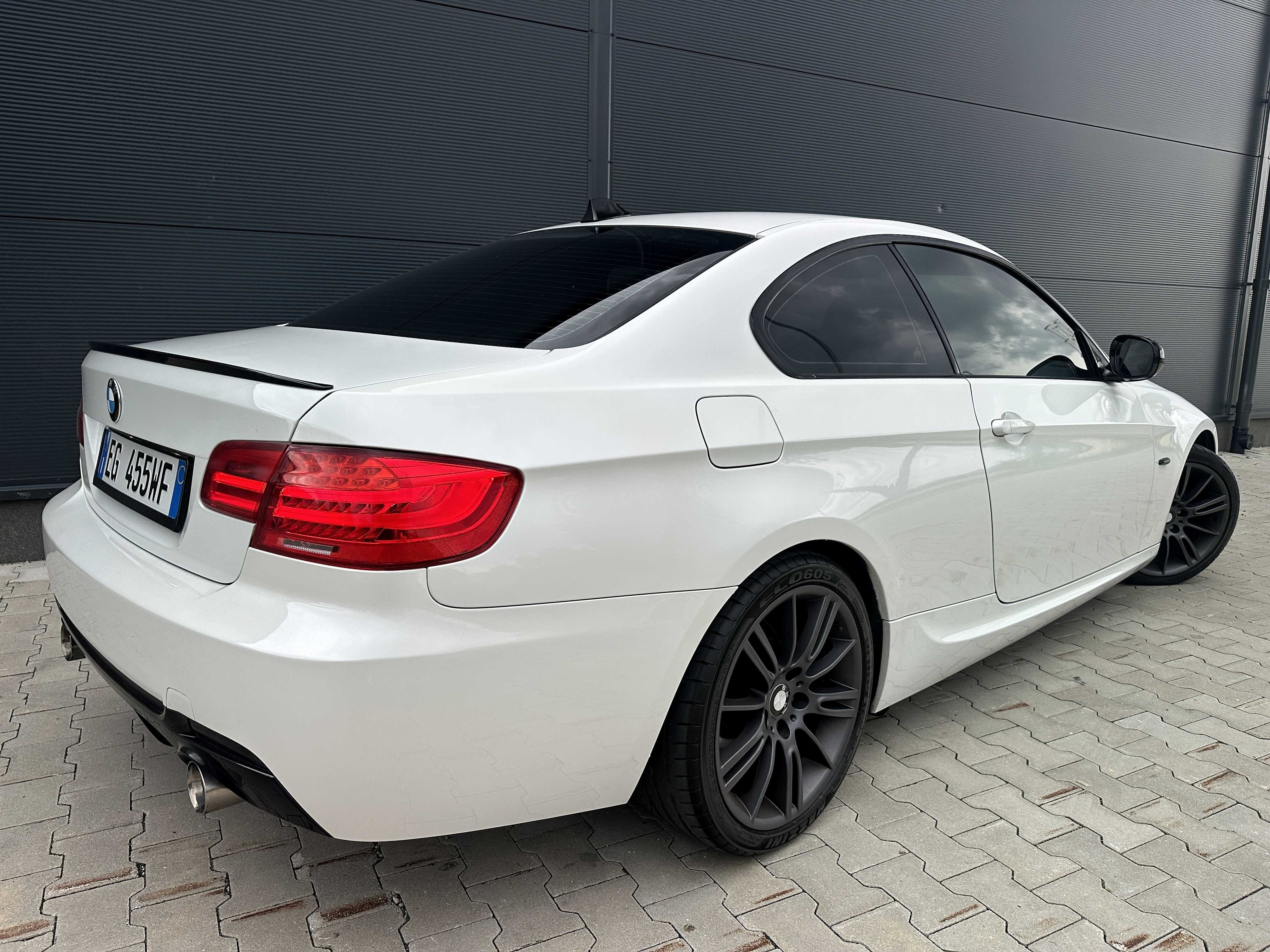 BMW E92 LCI 320D 185PS FULL M-PAKIET BiXenon LED Skóra Alu 18" ŚLICZNA