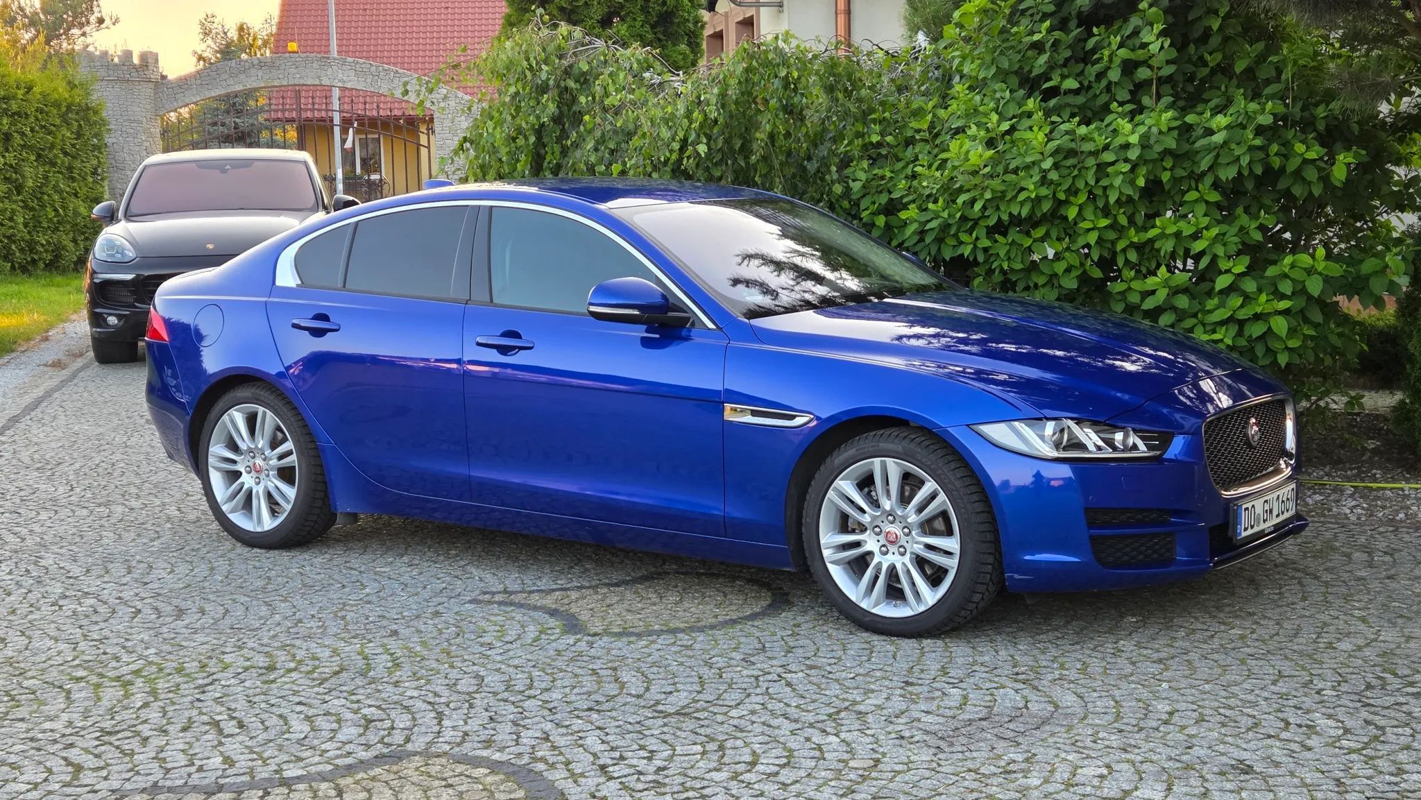 Jaguar XE Z Niemiec Jaguar XE 180Ps. Bogata opcja , stan Idealny !